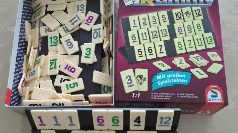 Rummikub Familienspiel